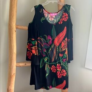 Red and Pink Graphic Cut Out Blouse 3/4 Sleeve